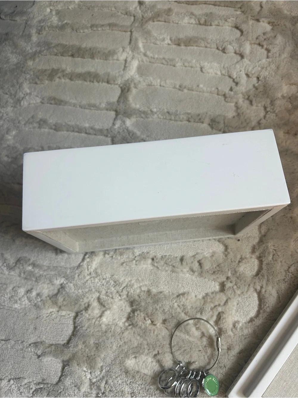 Stella & Dot White Jewelry Ring Box with ring sizers